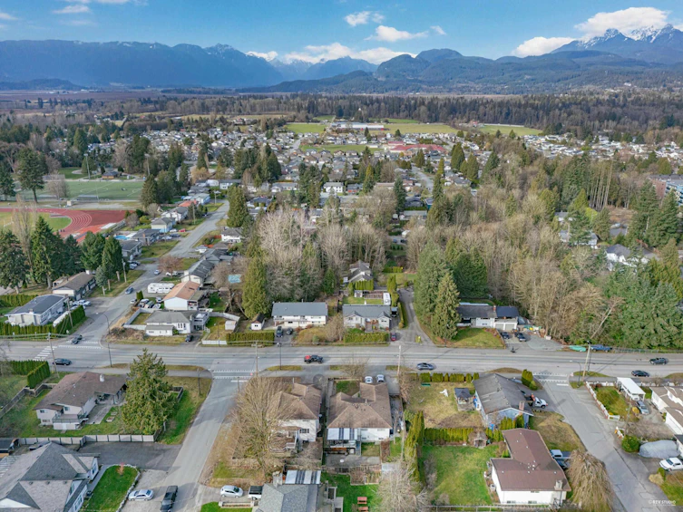 22110 122 Avenue, Maple Ridge, BC, V2X 3X6 - 30