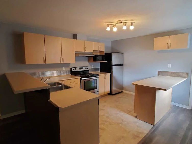 22110 122 Avenue, Maple Ridge, BC, V2X 3X6 - 4