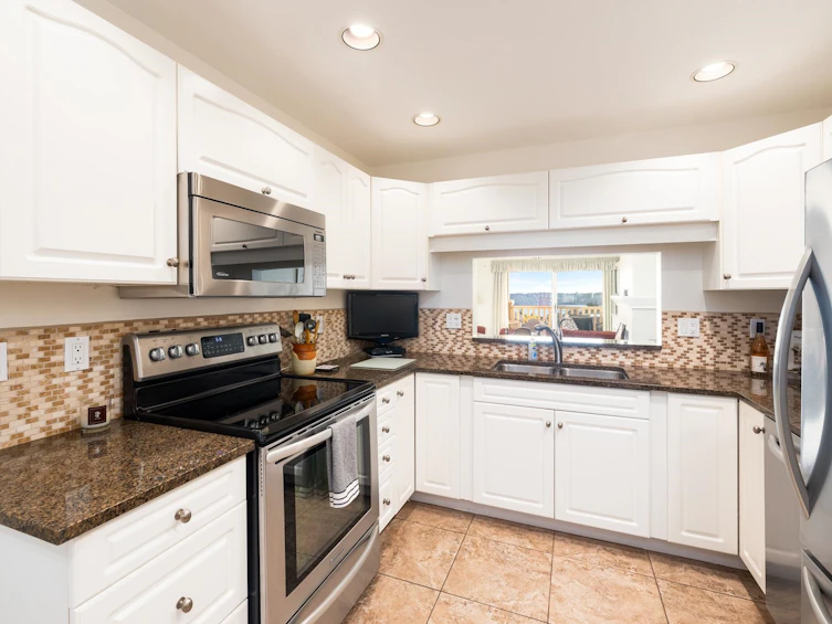 209-257 E Keith Road, North Vancouver, BC, V7L 1V4 - 11