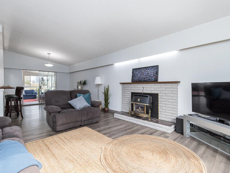 325 Hoult Street, New Westminster, BC, V3L 4X2 - 10