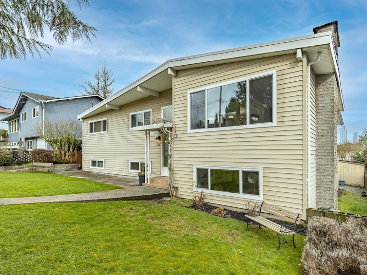 325 Hoult Street, New Westminster, BC, V3L 4X2 - 40