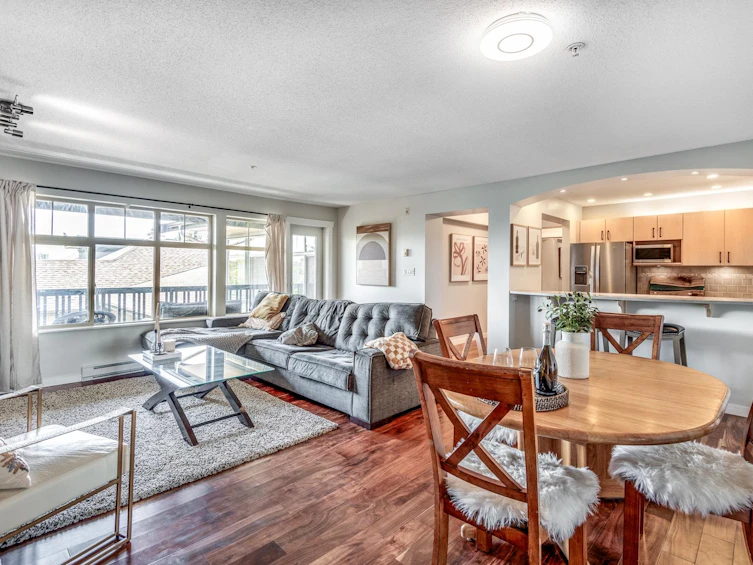 518-2988 Silver Springs Boulevard, Coquitlam, BC, V3E 3R6 - 2