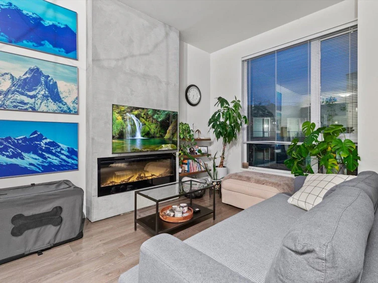 701-384 E 1st Avenue, Vancouver, BC, V5T 0G5 - 11
