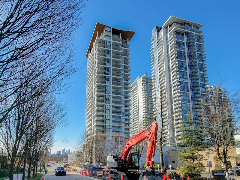 1005 - 2351 Beta Avenue, Burnaby BC