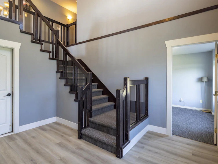 316 Begin St, Coquitlam, BC, V3K 4V8 - 5