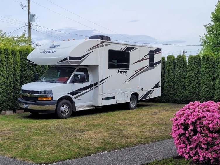 316 Begin St, Coquitlam, BC, V3K 4V8 - 4