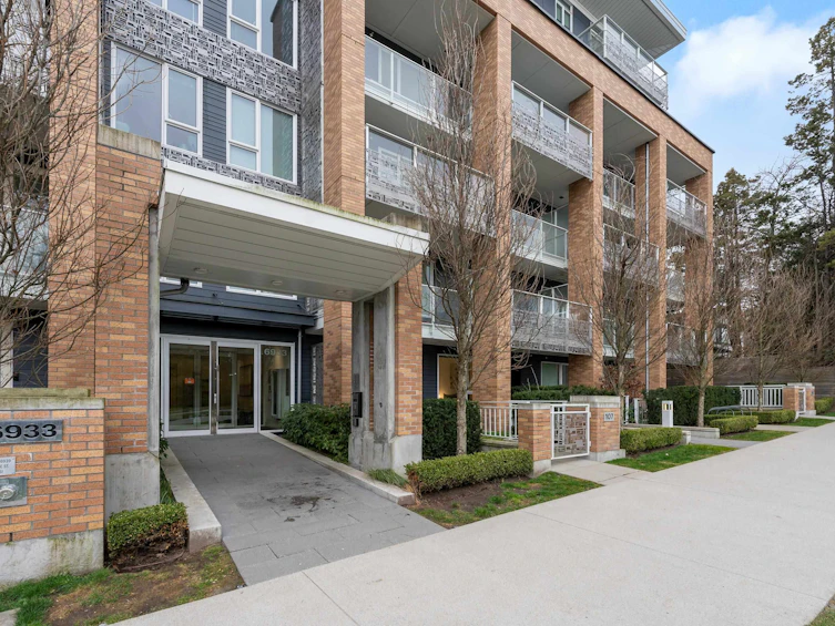 107-6933 Cambie Street, Vancouver, BC, V6P 0J1 - 24