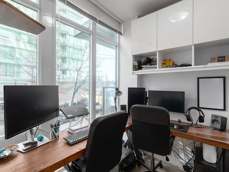 201-288 W 1st Avenue, Vancouver, BC, V5Y 0E9 - 10