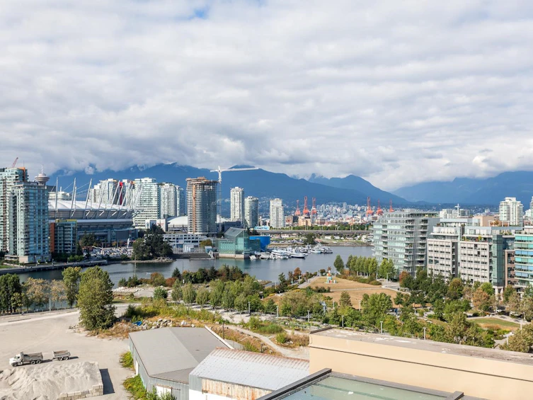 201-288 W 1st Avenue, Vancouver, BC, V5Y 0E9 - 21