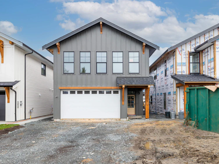 9388 Mcnaught Road, Chilliwack, BC, V2P 6E8 - 2