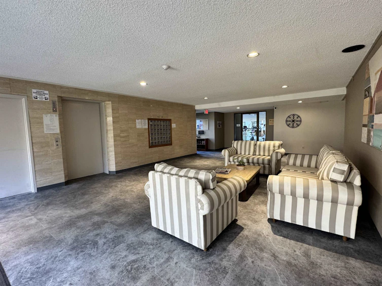 311-15272 19 Avenue, Surrey, BC, V4A 1X6 - 5