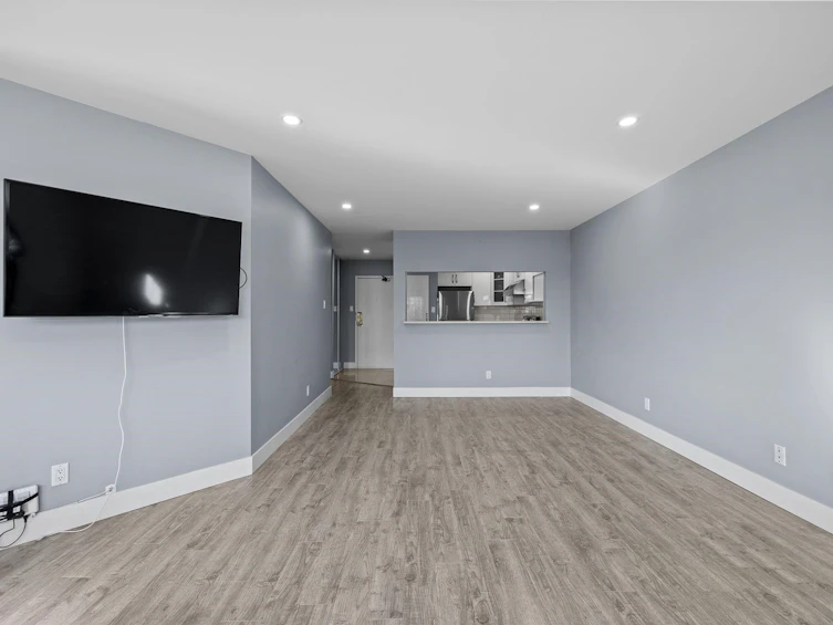 311-15272 19 Avenue, Surrey, BC, V4A 1X6 - 16