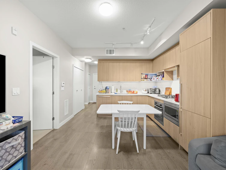 420-9388 Odlin Road, Richmond, BC, V6X 0L5 - 5