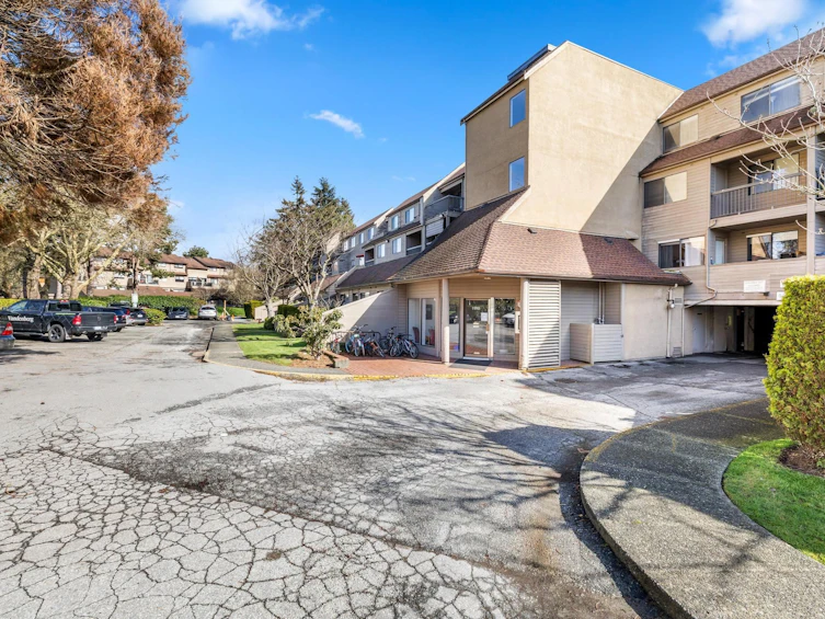 212-8120 Colonial Drive, Richmond, BC, V7C 4V2 - 3
