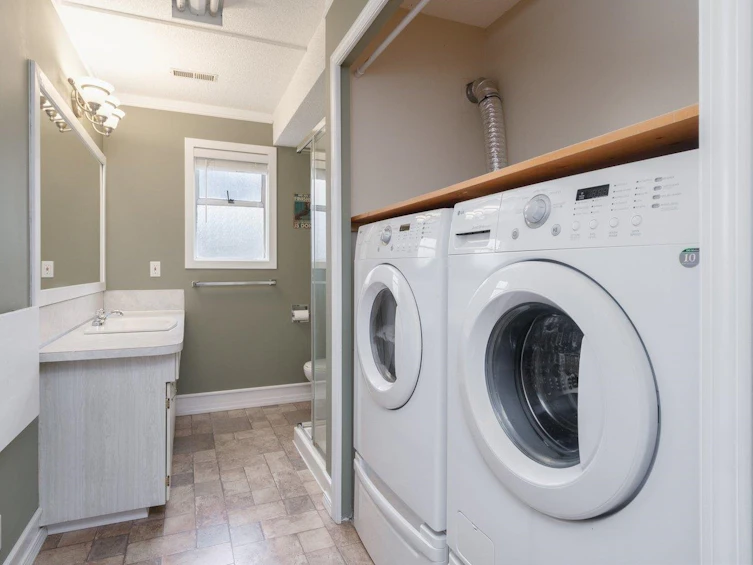 5670 46a Avenue, Delta, BC, V4K 1N7 - 31