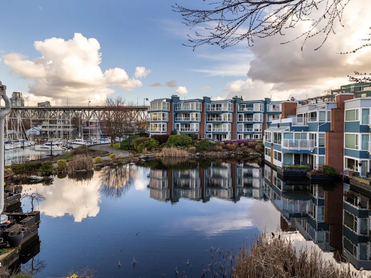 1598 Island Park Walk, Vancouver, BC, V6J 0G9 - 12