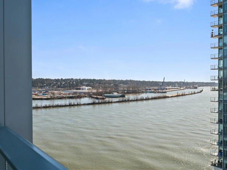1304-660 Quayside Drive, New Westminster, BC, V3M 0P2 - 24