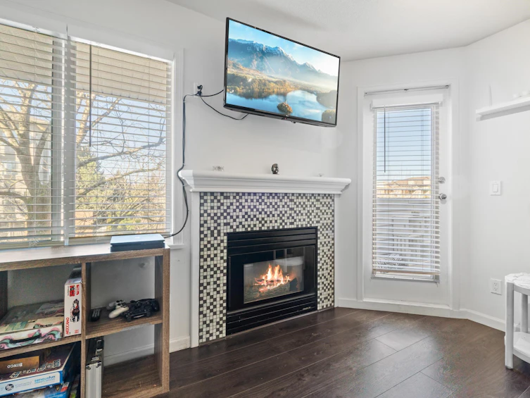 201-20240 54a Avenue, Langley, BC, V3A 3W7 - 2