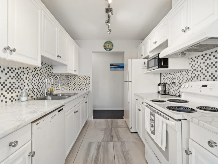 201-20240 54a Avenue, Langley, BC, V3A 3W7 - 8