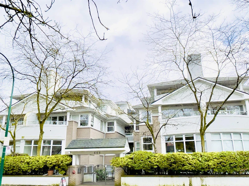 PH2 - 668 W 16th Avenue, Vancouver BC V5Z 1S6