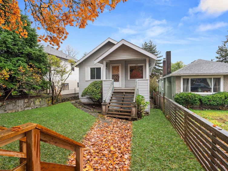 1986 E 8th Avenue, Vancouver, BC, V5N 1V1 - 20