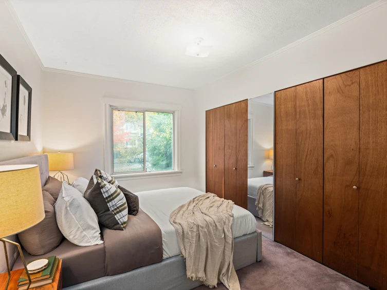 1986 E 8th Avenue, Vancouver, BC, V5N 1V1 - 11