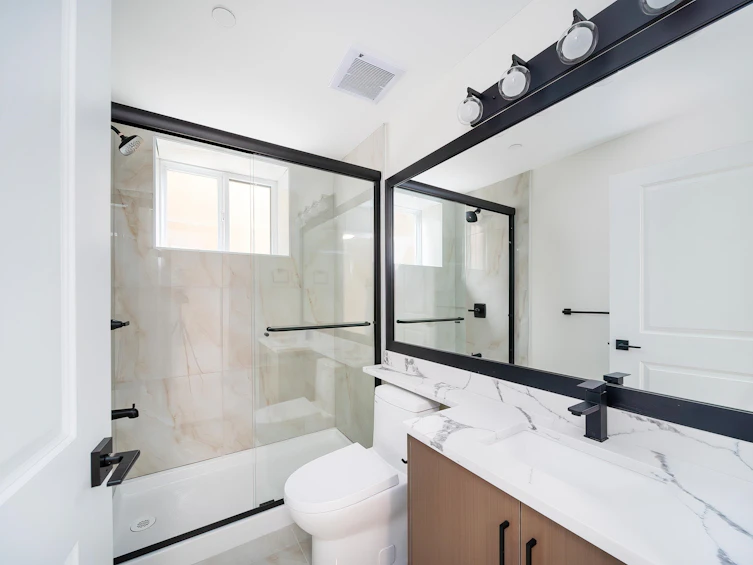 5531 Slocan Street, Vancouver, BC, V5R 2A9 - 15