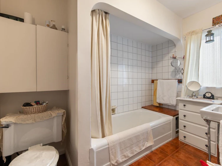 2146 E 7th Avenue, Vancouver, BC, V5N 1S7 - 18