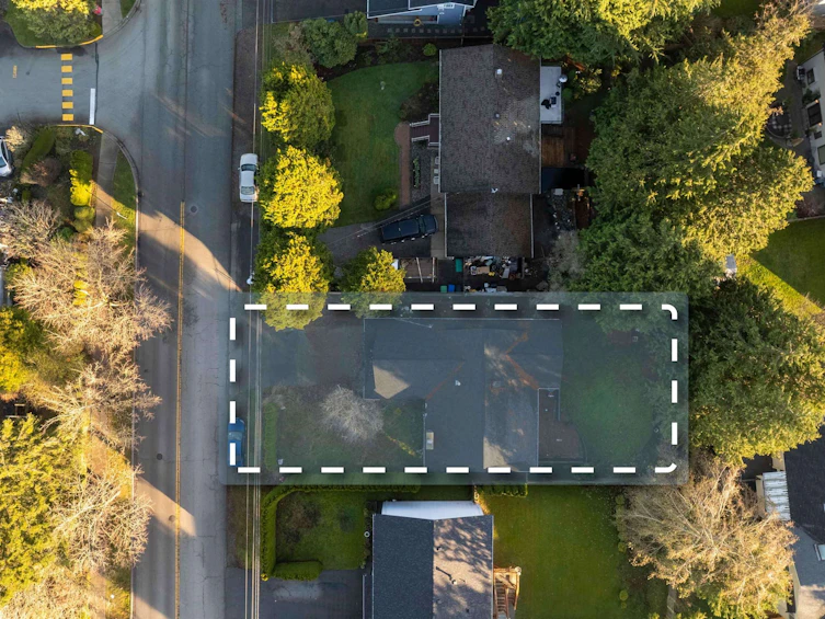 15930 20 Avenue, Surrey, BC, V4A 2B2
