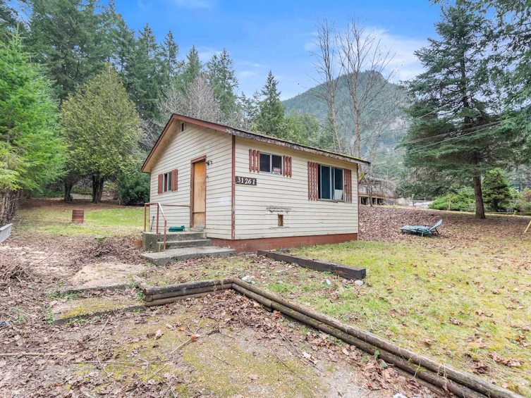 31261 Bridge Street, Hope, BC, V0K 2S0 - 13