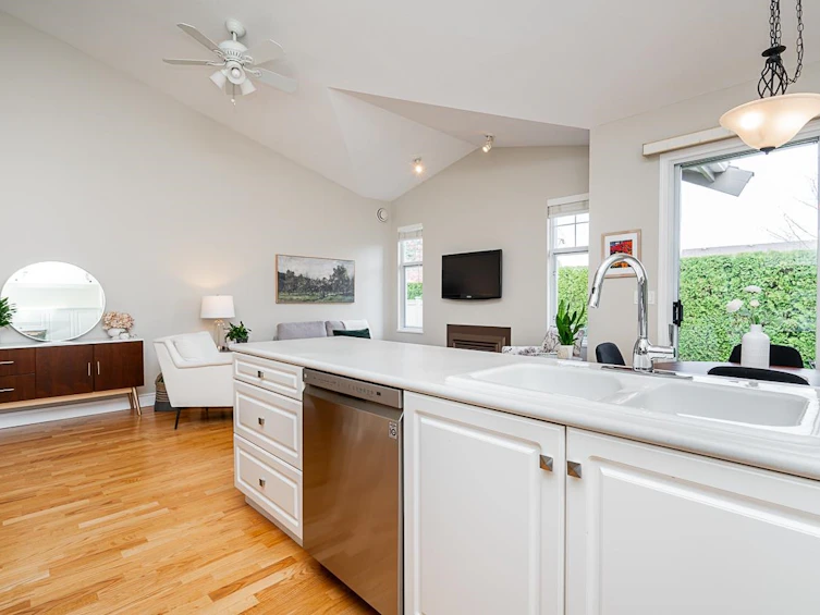 14-15020 27a Avenue, Surrey, BC, V4P 2Z9 - 16