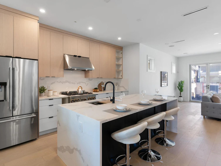 342 E Keith Road, North Vancouver, BC, V7L 1V7 - 5