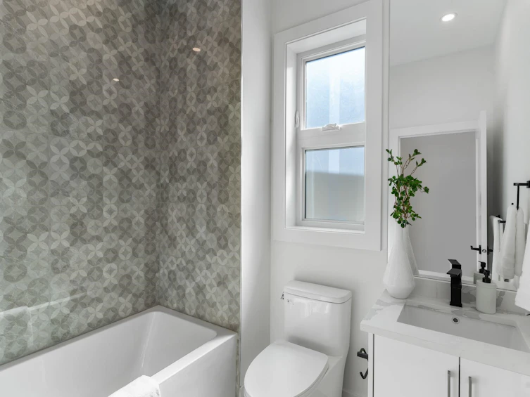 342 E Keith Road, North Vancouver, BC, V7L 1V7 - 20