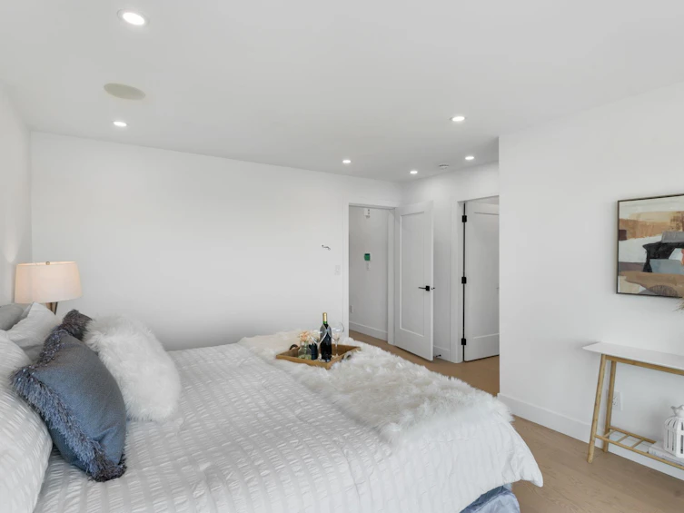 342 E Keith Road, North Vancouver, BC, V7L 1V7 - 11