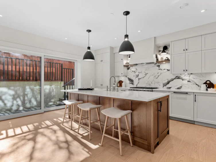 3304 Mayfair Avenue, Vancouver, BC, V6N 0C5 - 5