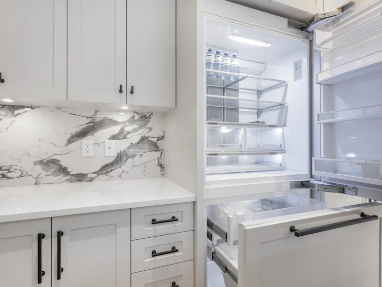 3304 Mayfair Avenue, Vancouver, BC, V6N 0C5 - 4