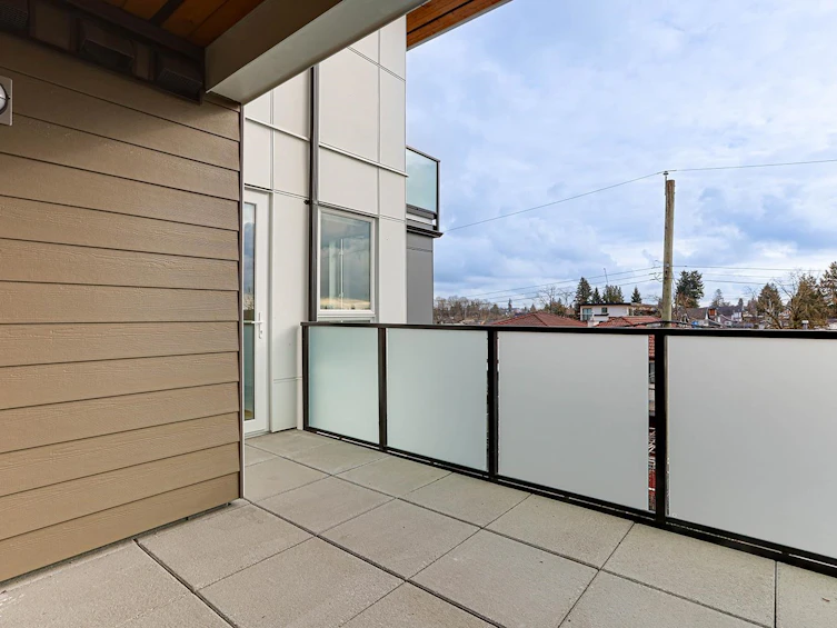 303-4933 Clarendon Street, Vancouver, BC, V5R 3J3 - 13