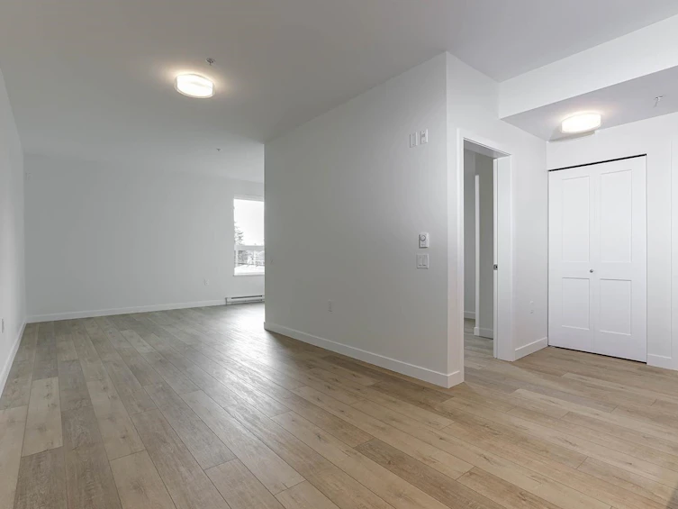 303-4933 Clarendon Street, Vancouver, BC, V5R 3J3 - 7