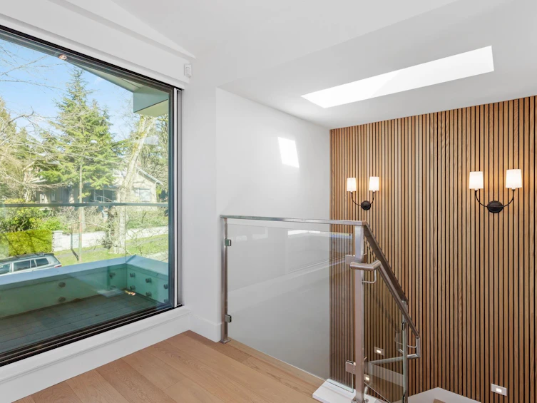 3306 Mayfair Avenue, Vancouver, BC, V6N 0C5 - 4