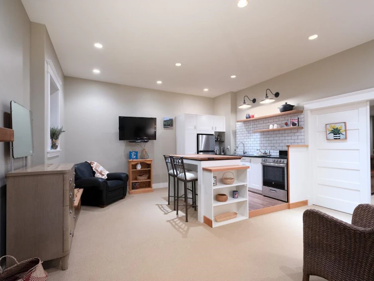 1010 Cowan Point Drive, Bowen Island, BC, V0N 1G2 - 30