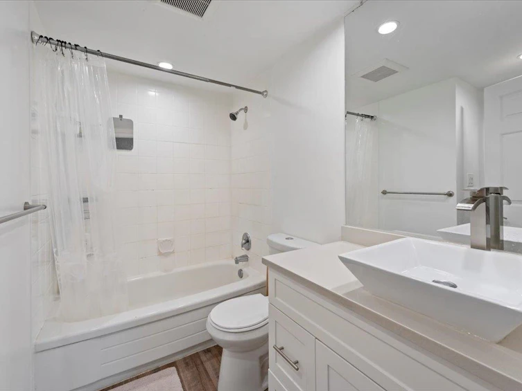 207-633 W 16th Avenue, Vancouver, BC, V5Z 1S5 - 22