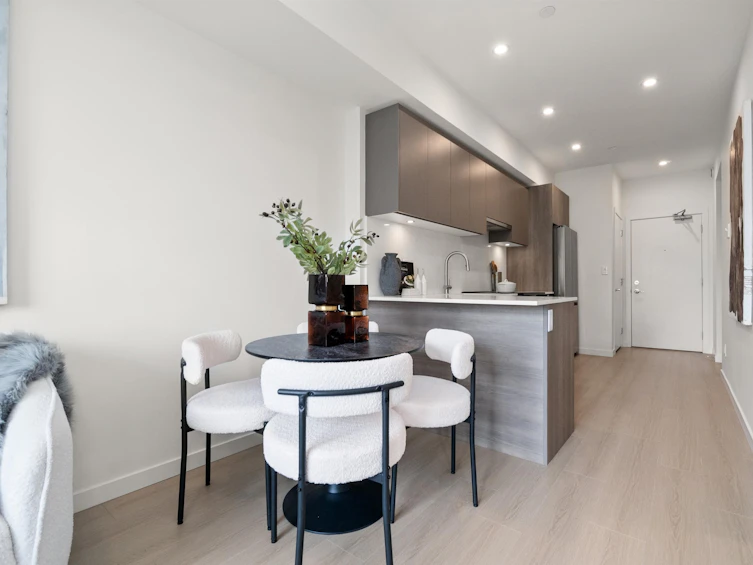 W408-10828 139a Street, Surrey, BC, V3R 0H3 - 8