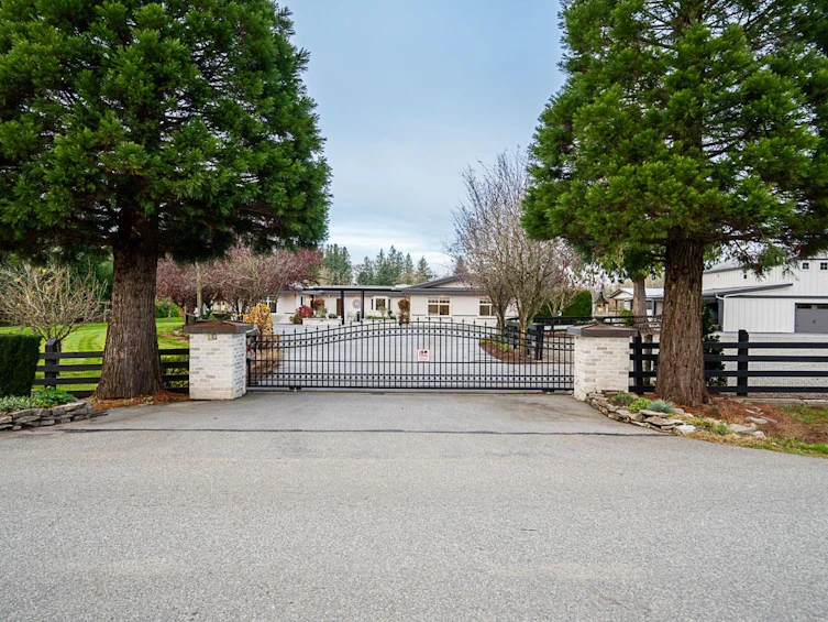 23515 32 Avenue, Langley, BC, V2Z 2J1 - 3