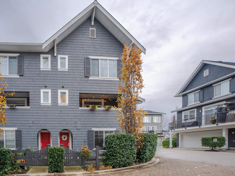 11-127 172 Street, Surrey, BC, V3Z 0W9