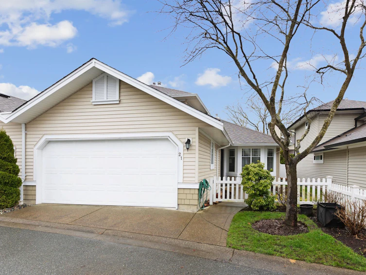 21-6488 168 Street, Surrey, BC, V3S 8Z1