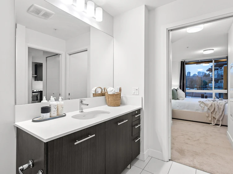 517-733 W 3rd Street, North Vancouver, BC, V7M 0C8 - 16