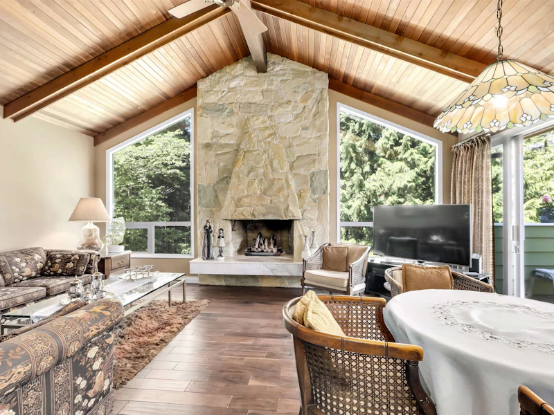 4343 Patterdale Drive, North Vancouver BC V7R 4L6