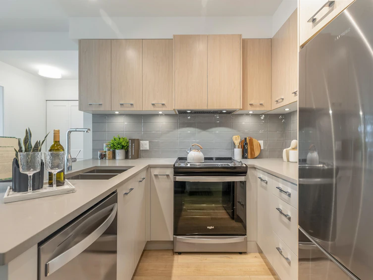 203-4933 Clarendon Street, Vancouver, BC, V5R 3J3 - 6