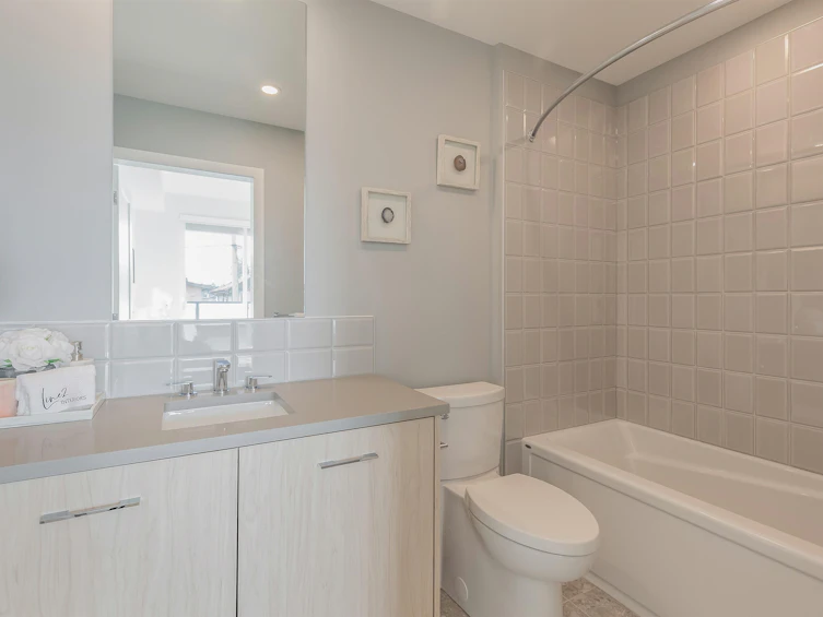 203-4933 Clarendon Street, Vancouver, BC, V5R 3J3 - 11