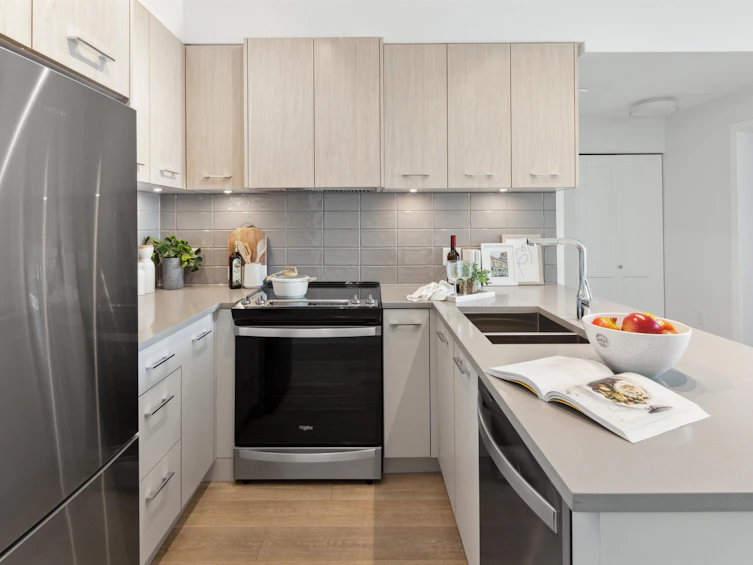 404-4933 Clarendon Street, Vancouver, BC, V5R 3J3 - 10